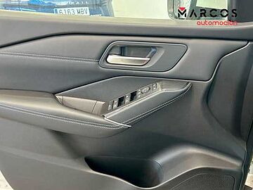 Nissan Qashqai DIG-T 103kW N-Connecta WHITE PEAR