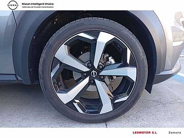 Nissan JUKE 1.0 DIG-T TEKNA 84KW (114CV) E6D-FULL 6MT JUKE 1.0 DIG-T TEKNA 84KW (114CV) E6D-FULL 6MT SKYLINE GREY MIDNIGHT BLACK