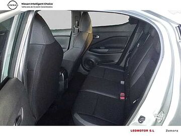 Nissan Juke JUKE 1.0 DIG-T 84 KW (114 CV) E6D-F 6 M/T Diamond Silver Metalizado