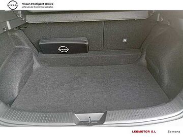 Nissan QASHQAI 1.3DIG-T ACENTA 140CV 2WD MT MHEV E6D-F QASHQAI 1.3DIG-T ACENTA 140CV 2WD MT MHEV E6D-F LUNAR WHITE